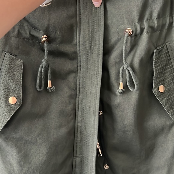 Jacket - Picture 4 of 5